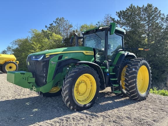 Image of John Deere 8R 250 Primary image