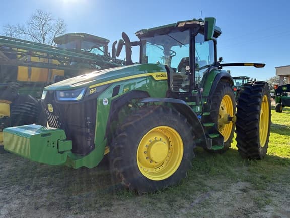 Image of John Deere 8R 250 equipment image 1