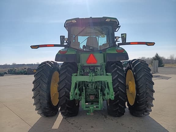 Image of John Deere 8R 250 equipment image 3