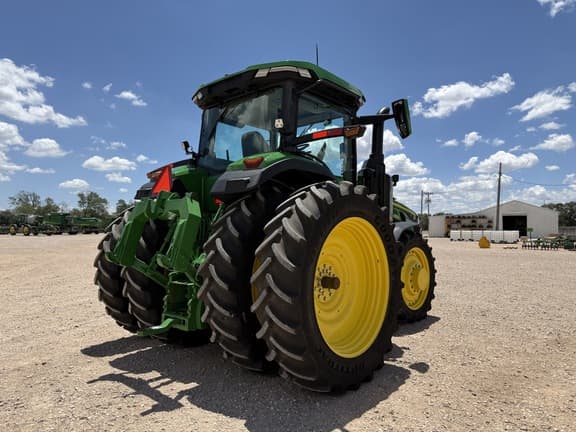 Image of John Deere 8R 250 equipment image 4