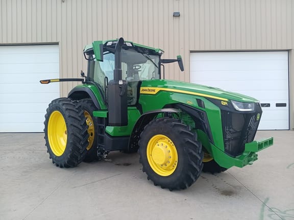2025 John Deere 8R 250 Equipment Image0