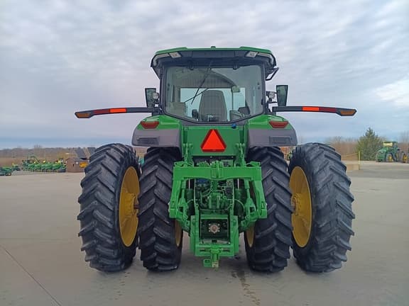 Image of John Deere 8R 250 equipment image 3