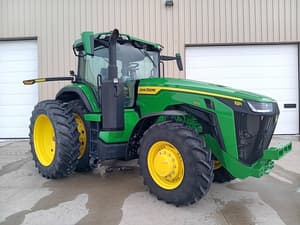 2025 John Deere 8R 250 Image