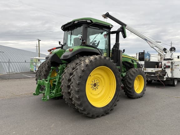 Image of John Deere 8R 250 equipment image 2