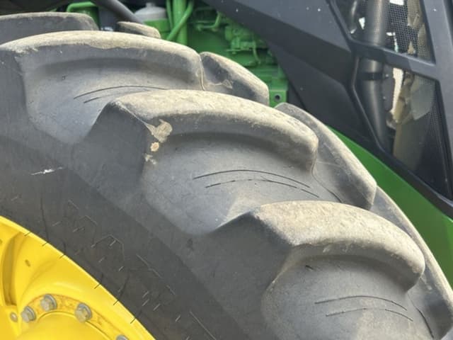 Image of John Deere 8R 250 equipment image 3