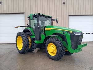 2025 John Deere 8R 250 Image