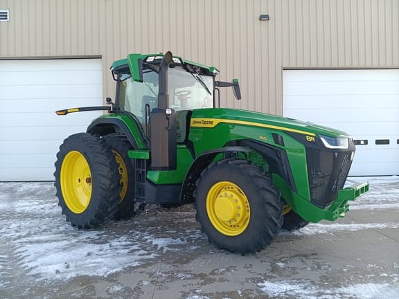 2025 John Deere 8R 250 Equipment Image0