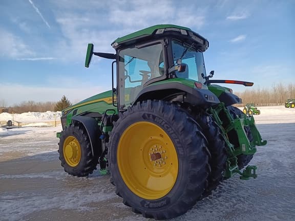 Image of John Deere 8R 250 equipment image 4