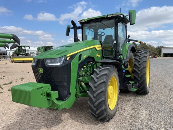 Image of John Deere 8R 250 Primary image