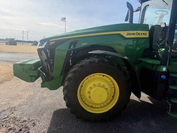 Image of John Deere 8R 280 equipment image 4