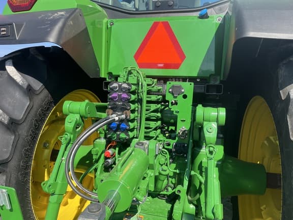Image of John Deere 8R 280 equipment image 4