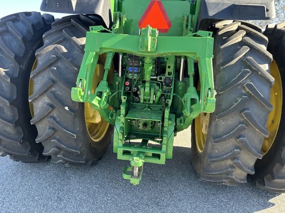 Image of John Deere 8R 280 equipment image 2