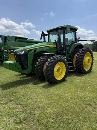 2025 John Deere 8R 310 Equipment Image0