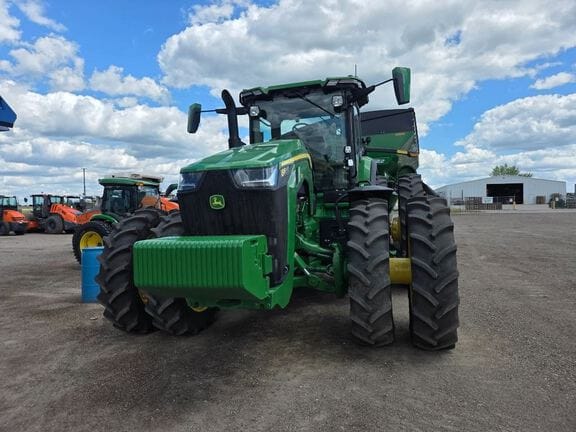 2025 John Deere 8R 310 Equipment Image0