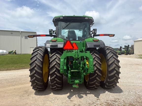 Image of John Deere 8R 310 equipment image 3