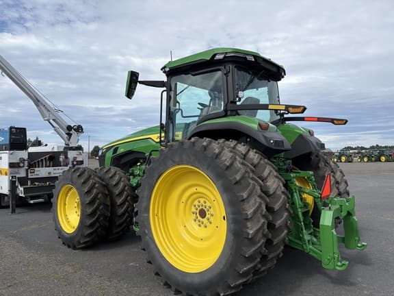 Image of John Deere 8R 310 equipment image 1
