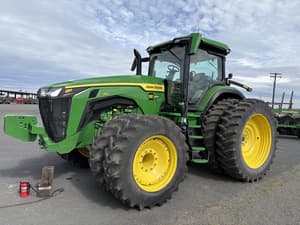 2025 John Deere 8R 310 Image