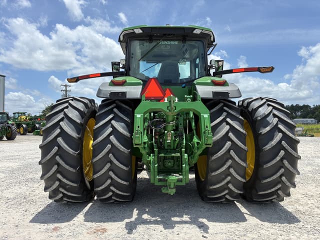 Image of John Deere 8R 310 equipment image 3