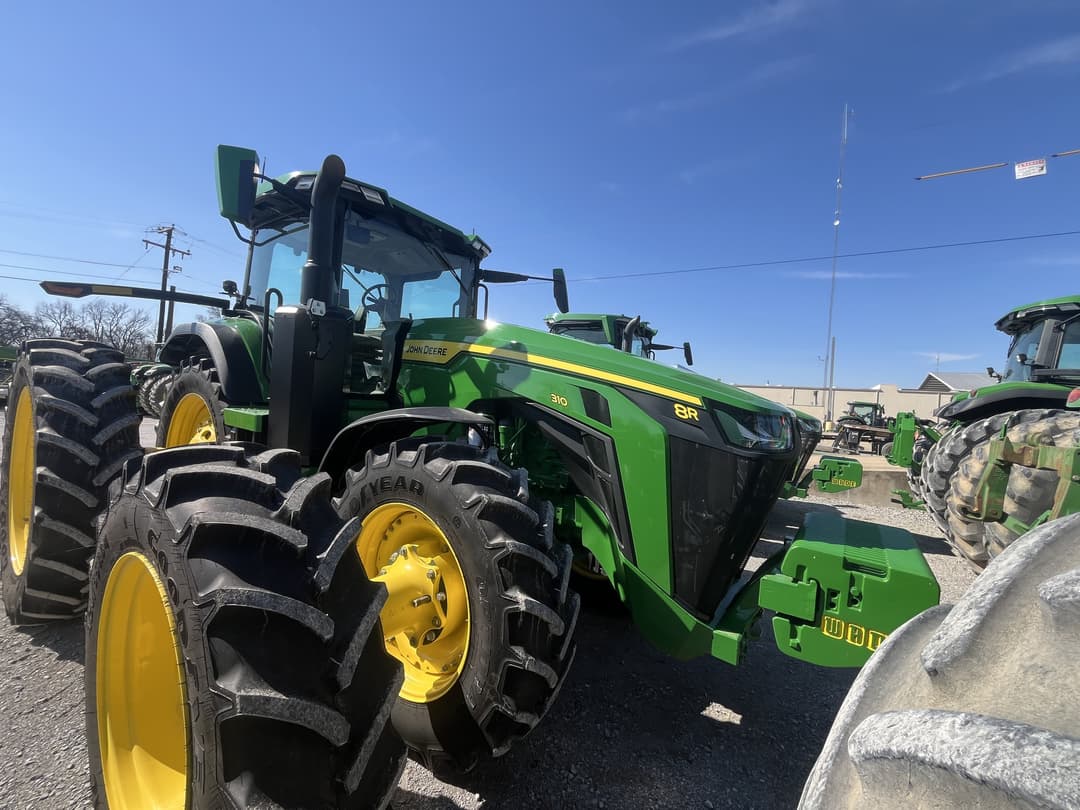 Image of John Deere 8R 310 Image 1