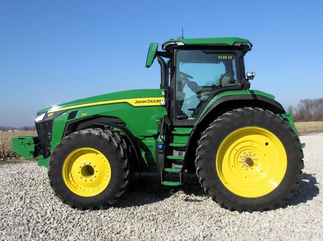 Image of John Deere 8R 310 equipment image 4