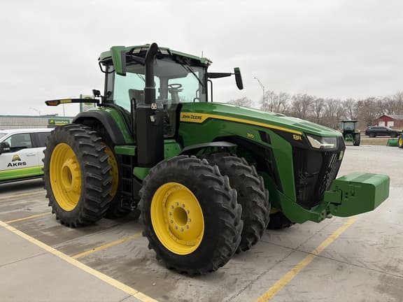 Image of John Deere 8R 310 equipment image 1