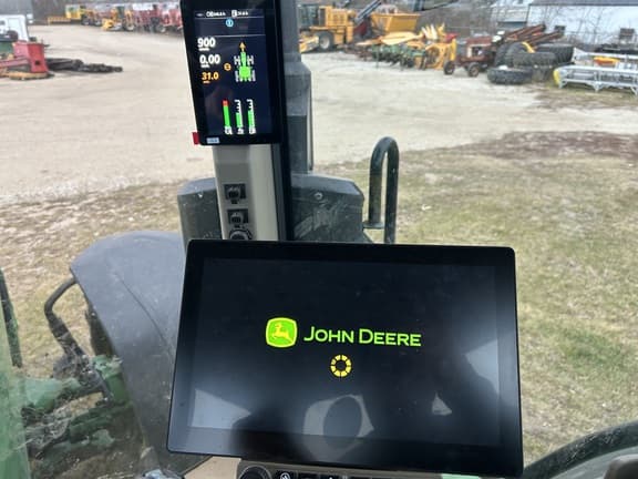 Image of John Deere 8R 310 equipment image 1
