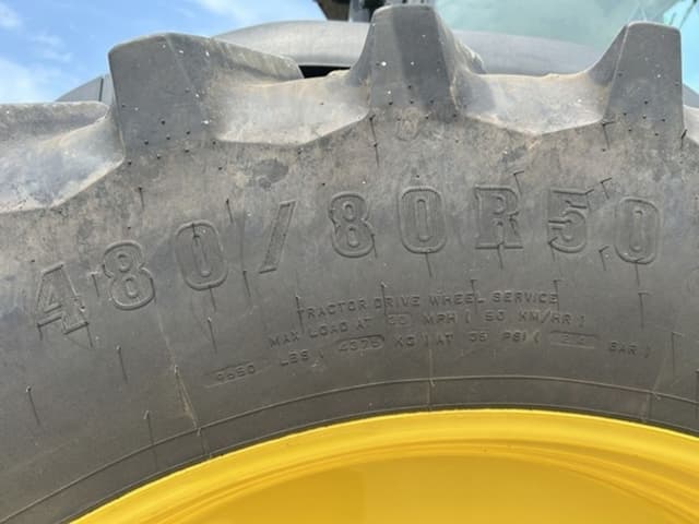 Image of John Deere 8R 310 equipment image 4