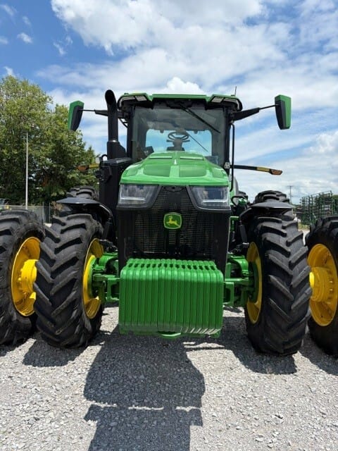2025 John Deere 8R 310 Equipment Image0