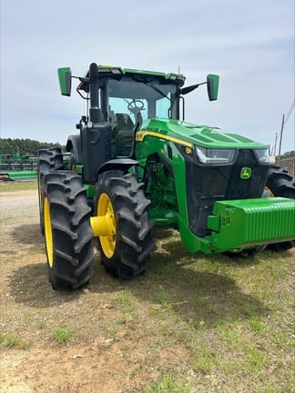 2025 John Deere 8R 310 Equipment Image0