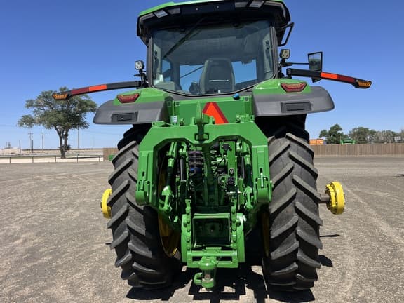 Image of John Deere 8R 310 equipment image 3