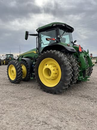 Image of John Deere 8R 310 equipment image 4
