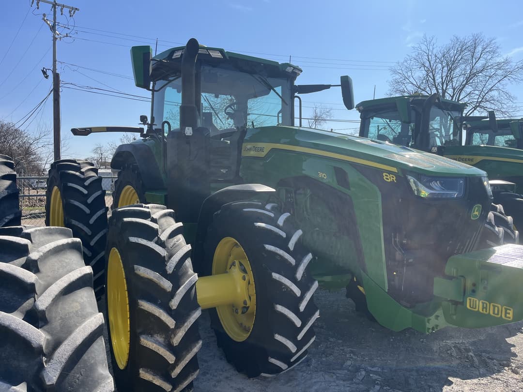 Image of John Deere 8R 310 Image 1