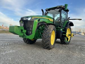 2025 John Deere 8R 310 Image