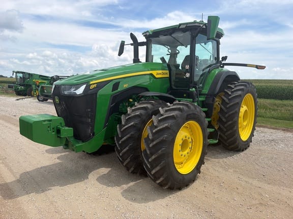 2025 John Deere 8R 310 Equipment Image0