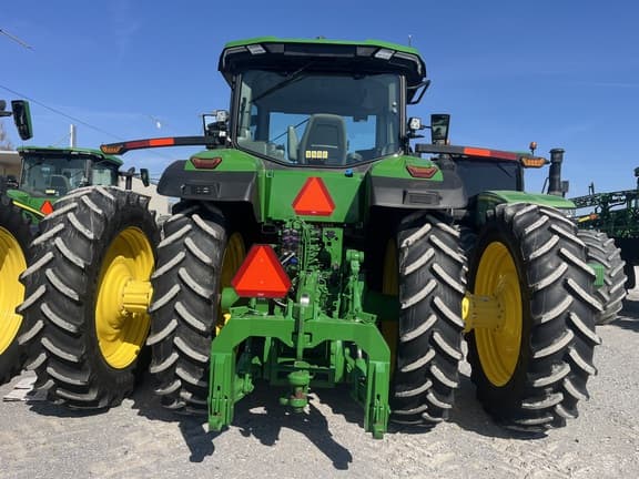 Image of John Deere 8R 310 equipment image 3