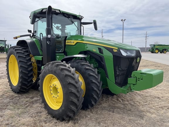 2025 John Deere 8R 310 Equipment Image0