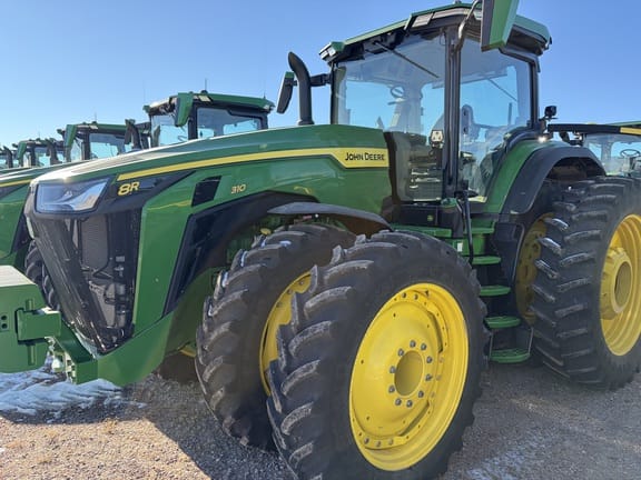 2025 John Deere 8R 310 Equipment Image0