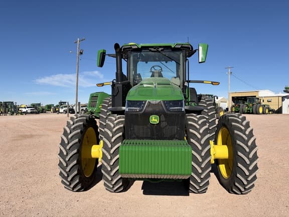 Image of John Deere 8R 310 equipment image 3