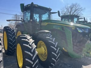 2025 John Deere 8R 310 Image