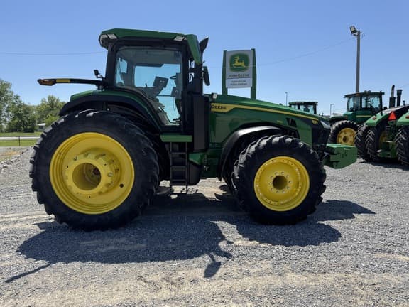 Image of John Deere 8R 310 equipment image 3