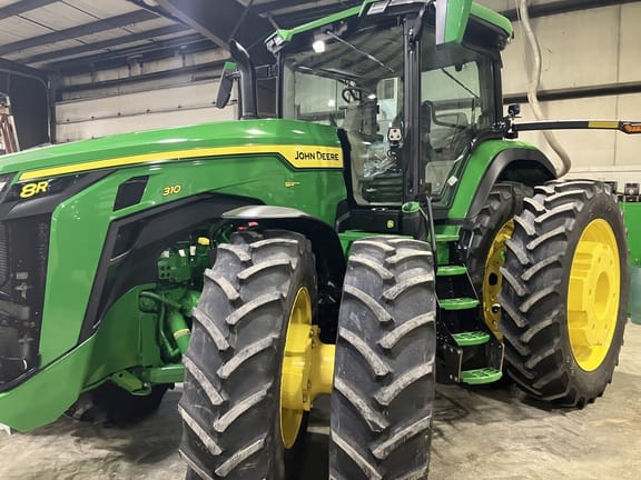 2025 John Deere 8R 310 Equipment Image0