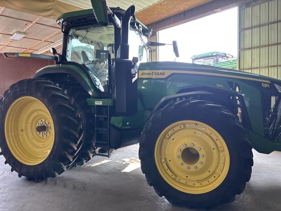 Image of John Deere 8R 310 Primary image