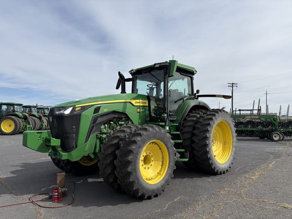 2025 John Deere 8R 310 Equipment Image0
