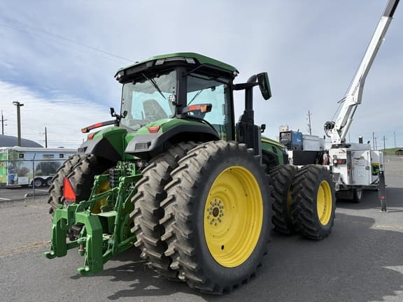 Image of John Deere 8R 310 equipment image 2