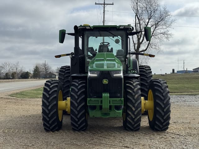 Image of John Deere 8R 310 equipment image 3