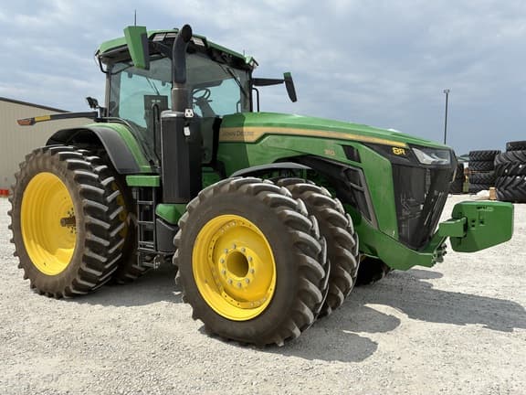 Image of John Deere 8R 310 equipment image 1