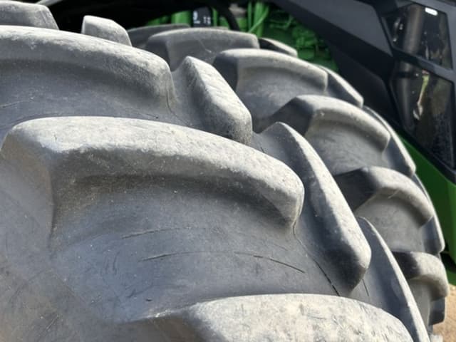 Image of John Deere 8R 340 equipment image 2