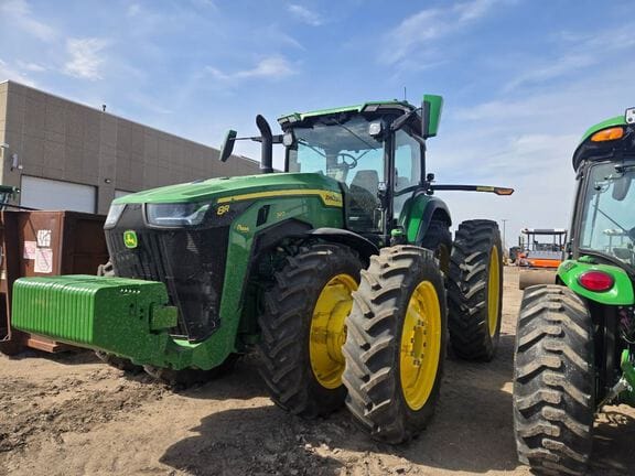 2025 John Deere 8R 340 Equipment Image0