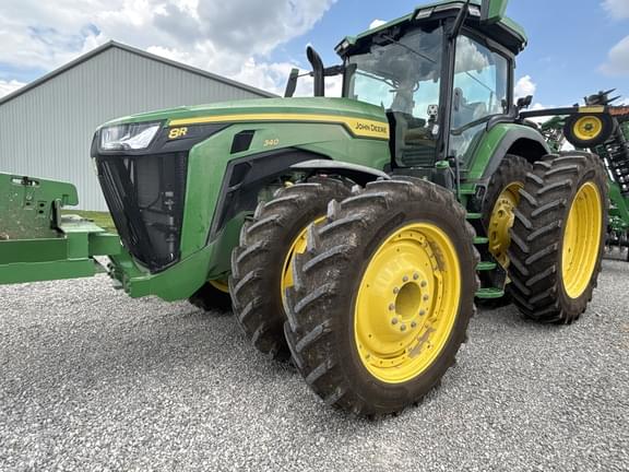 Image of John Deere 8R 340 Primary image