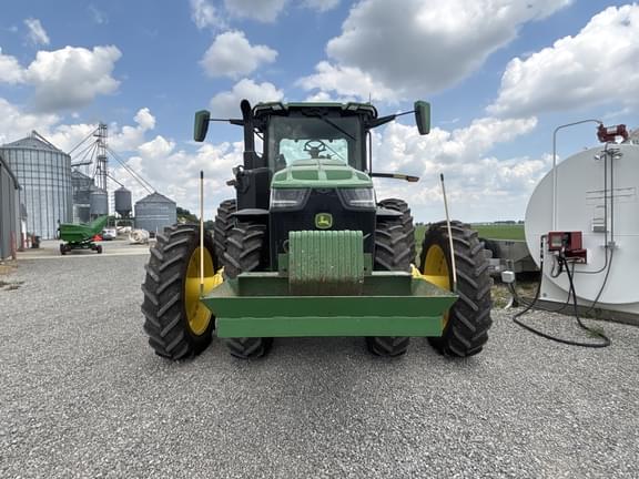 Image of John Deere 8R 340 equipment image 2